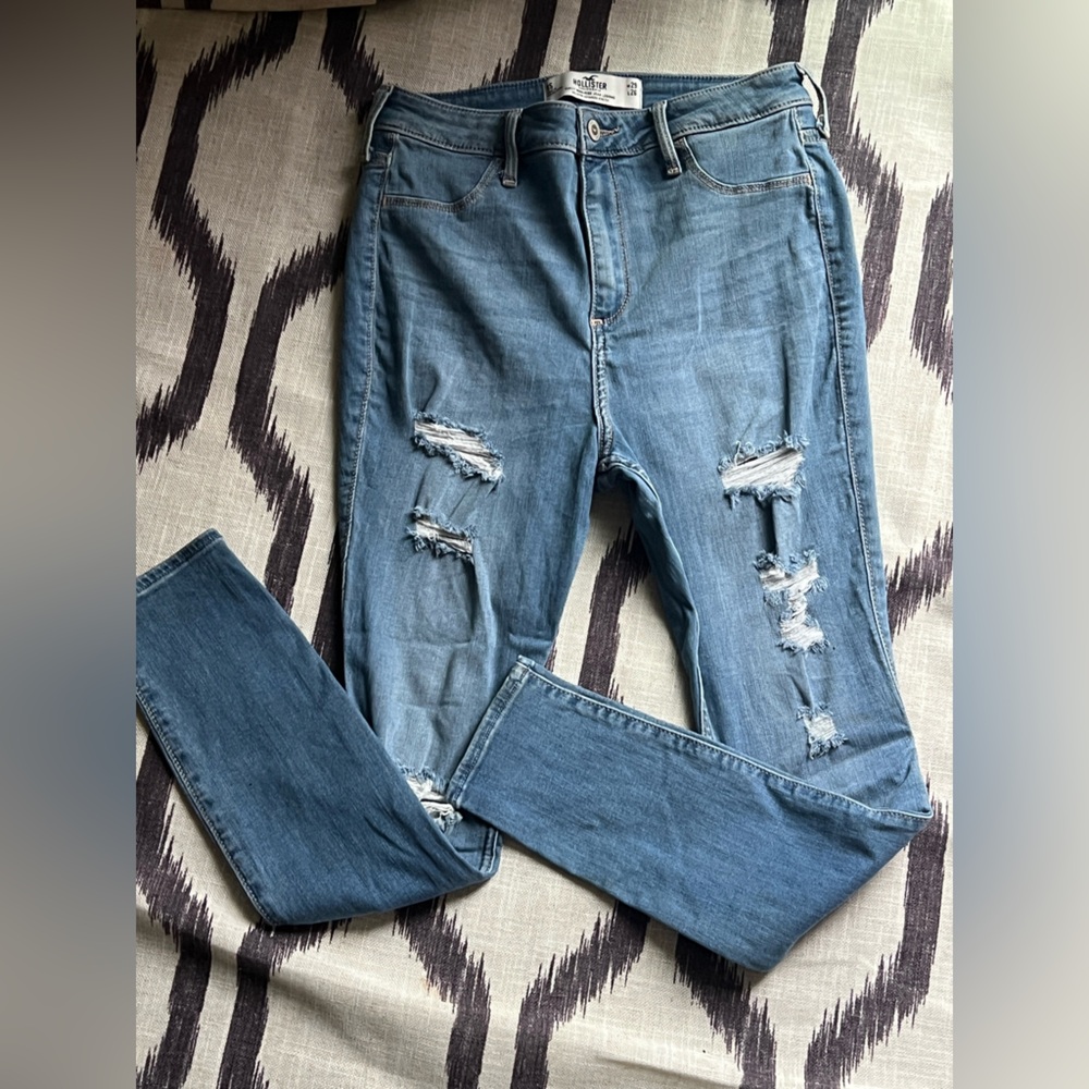 WOMENS HOLLISTER JEANS